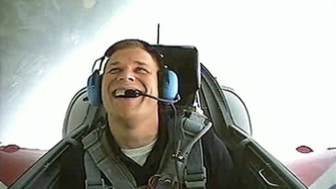 VIDEO: Ex-Fighter Pilots Fly With Injured Veterans