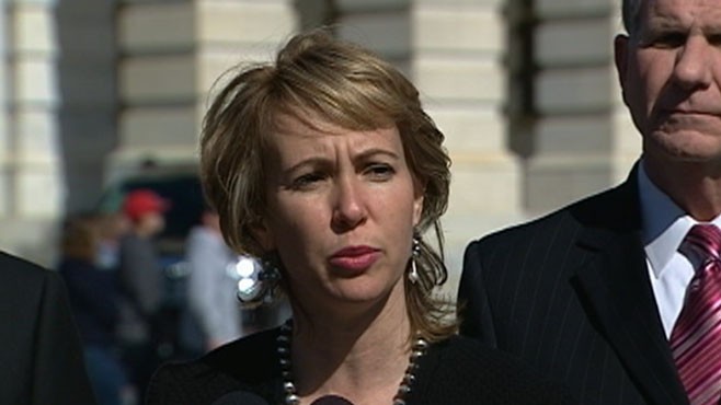 VDIEO: Rep. Giffords Plans to Attend Husbands Launch