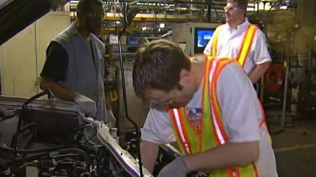 VIDEO: Decrease in hiring raises concerns about another economic downturn.