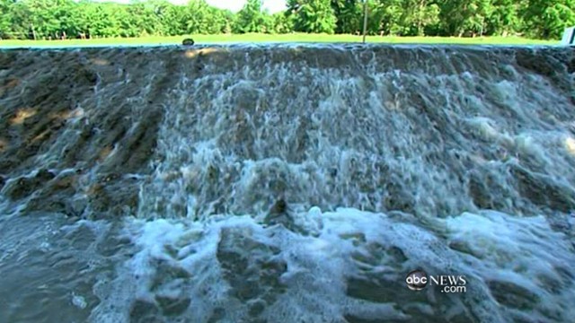 VIDEO: City orders more than 10,000 residents to evacuate their homes.