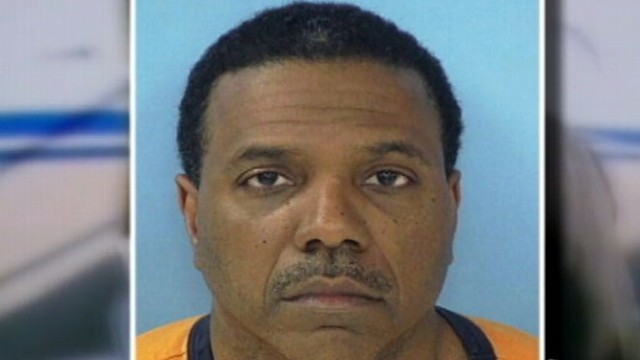 VIDEO: Pastor returns to church days after being arrested for fighting his daughter.