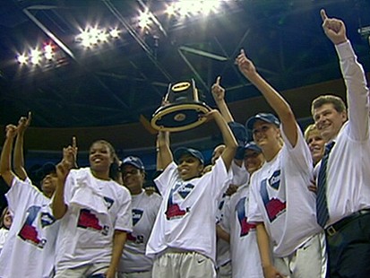 VIDEO: Historic Lady Huskies