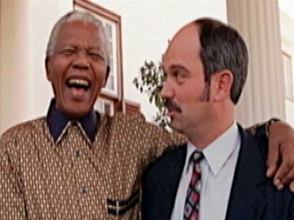 VIDEO: The unlikely friendship between Mandela and the man who kept him prisoner
