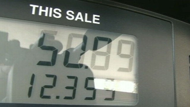 VIDEO: With gas prices high, drivers look for ways to save this holiday weekend.