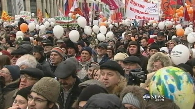 VIDEO: Protestors are calling for free elections and change at the Kremlin.