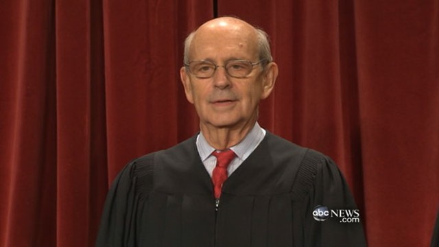 VIDEO: Intruder with machete robs Justice Stephen Breyers Caribbean vacation home.