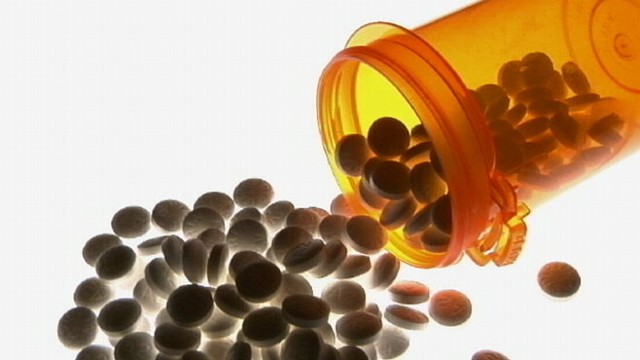 VIDEO: CDC reports the death rate from prescription drugs has increased among middle-aged women.
