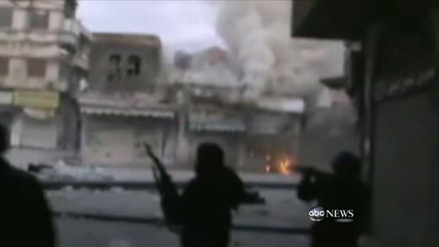VIDEO: Fatal shelling in Syrian city of Homs; women and children evacuated.