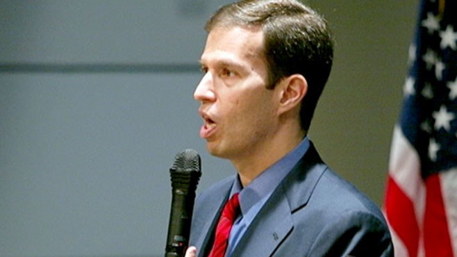 VIDEO: Jake Tapper looks at questions of hypocrisy in politics.