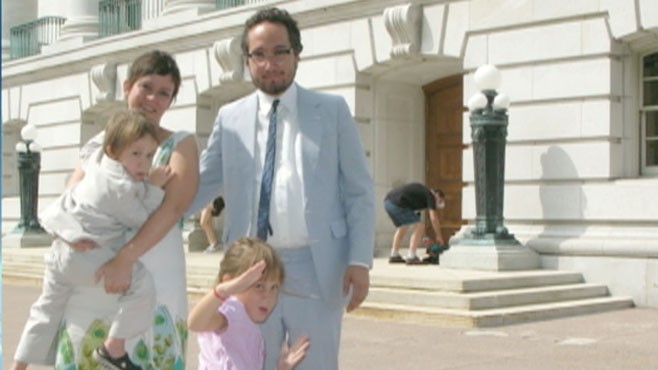 VIDEO: John Myers family photos captured the moment his bag was stolen.