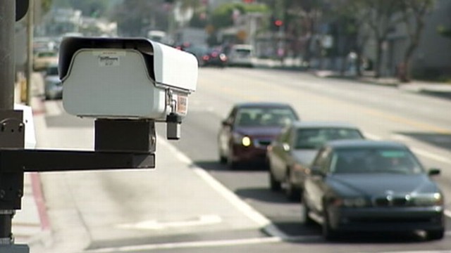 VIDEO: "Red light cameras" being outlawed after claims they actually cause accidents.