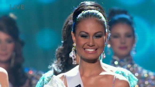 VIDEO: Miss Mexico is Crowned Miss Universe