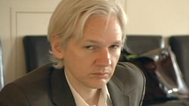 VIDEO: Wikileaks' Julien Assange Ready to Turn Himself In