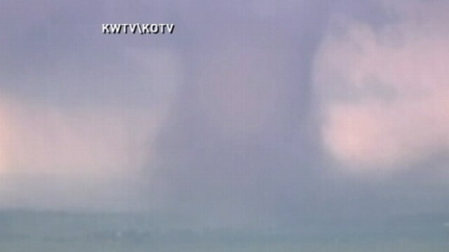 VIDEO: Ginger Zee with the latest breaking news and storm developments.