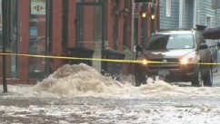 VIDEO:Ginger Zee tracks the latest breaking developments on the violent weather rolling across the country.