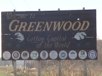 VIDEO: See the effects Viking stoves has had on the town of Greenwood, Miss.