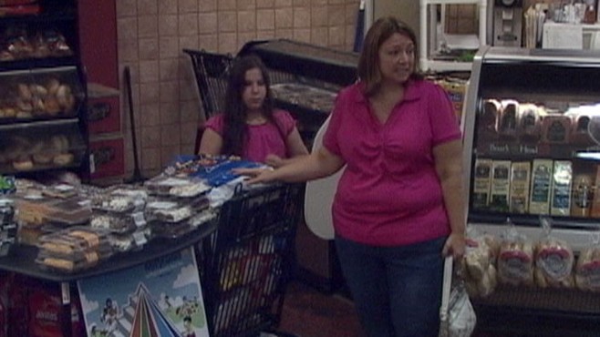 VIDEO: Shopper hurls insults at overweight mom buying junk food; will someone speak up?