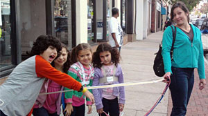 Photo: Kids on a Leash: She Tied Me to a Pole: Would You Confront Mom Who Puts Kids on a Leash, Treats Kids Like Dogs?