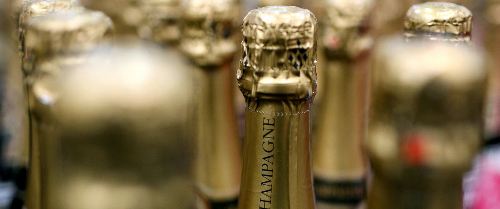 How to Settle on Prosecco or Champagne for 2014 New Year's Eve - ABC News