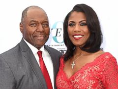 Omarosa weds Pastor John Allen Newman at Trump's DC hotel - ABC News
