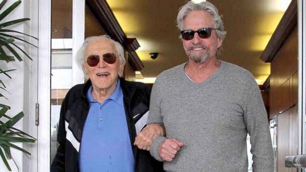 Michael Douglas and Dad Kirk Dine Out - ABC News