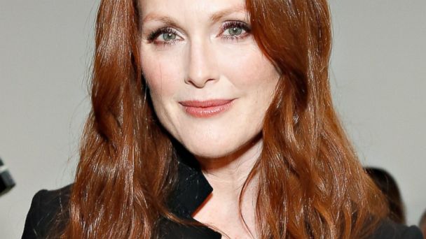 Why Julianne Moore Wants to Age as 'Naturally as Possible' - ABC News