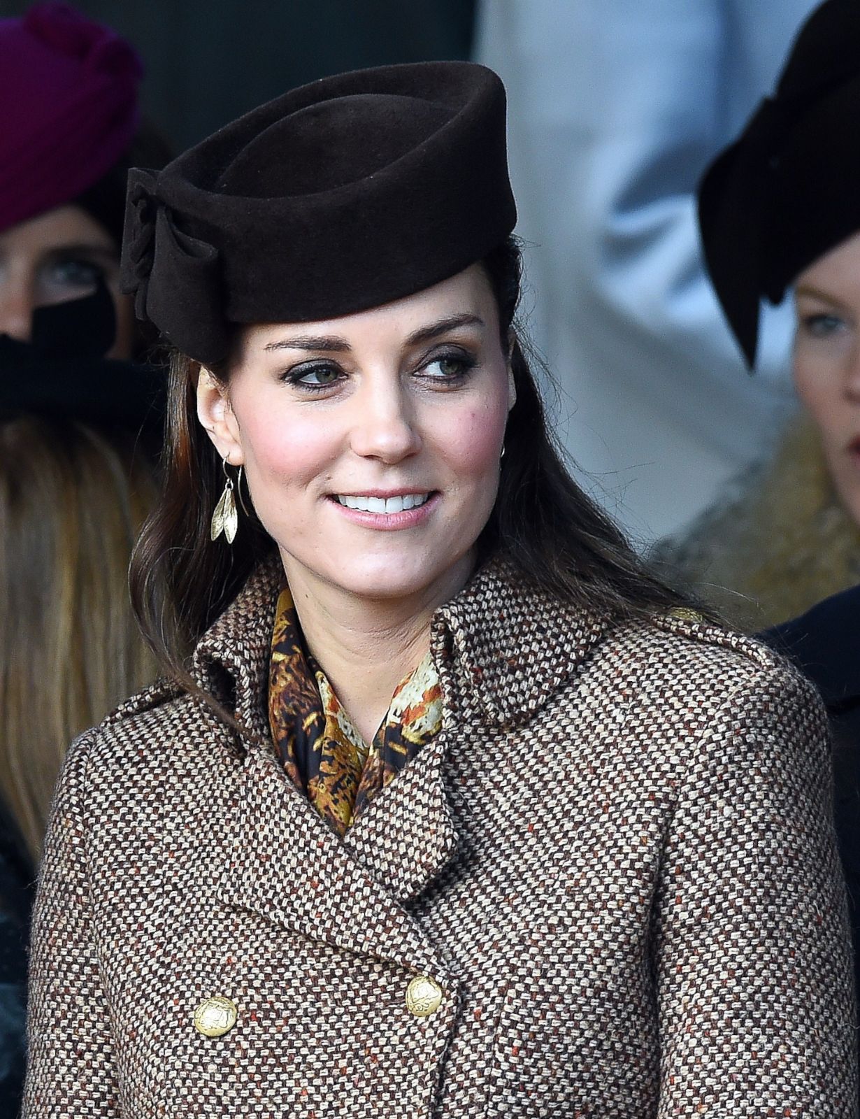 Kate Middleton Looks Radiant on Christmas Day Picture | The life and ...
