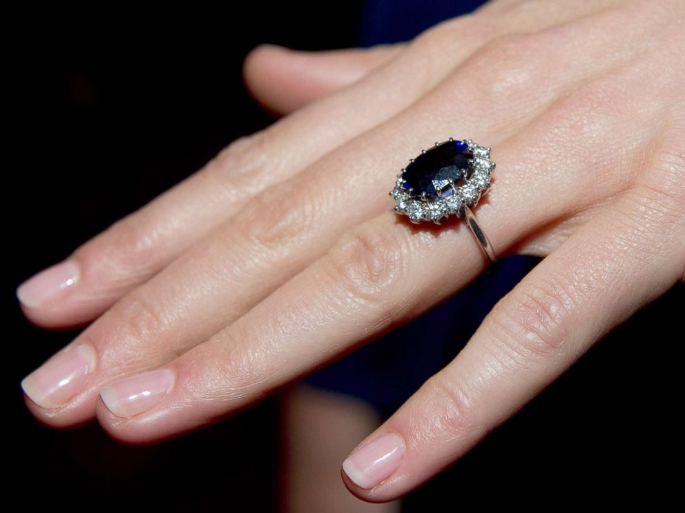PHOTO: A close up of Kate Middletons engagement ring as she poses for photographs in the State Apartments with her fiance Prince William of St James Palace, Nov. 16, 2010, in London.