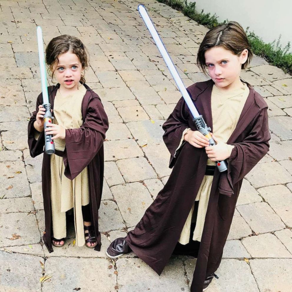 PHOTO: Rachel Zoes kids Sky and Kaius dressed as Luke Skywalker and a Jedi Knight from Star Wars.