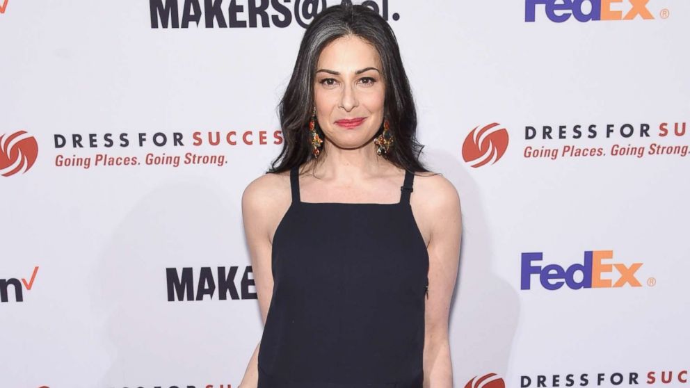 How back surgery nearly broke 'What Not to Wear' star Stacy London ...