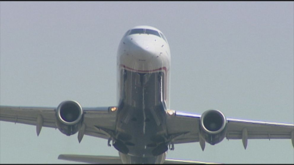 United Airlines Flights Experience Extreme Turbulence Above Washington ...