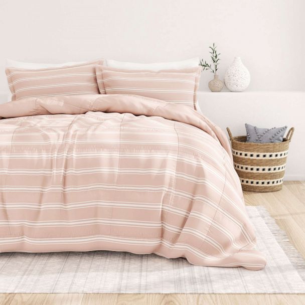 Linens & Hutch: Bedding