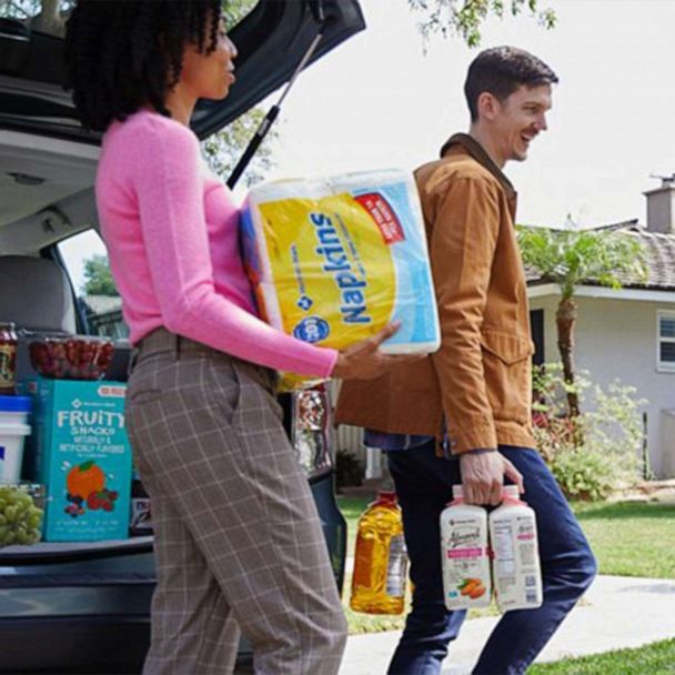 Sam's Club: 1-Year Club Membership (+ Rotisserie Chicken and Cupcakes)