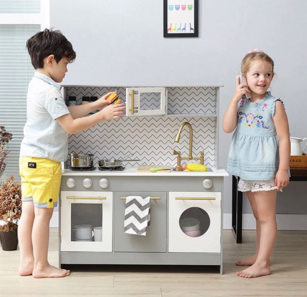 Teamson Kids: Toys & Furniture