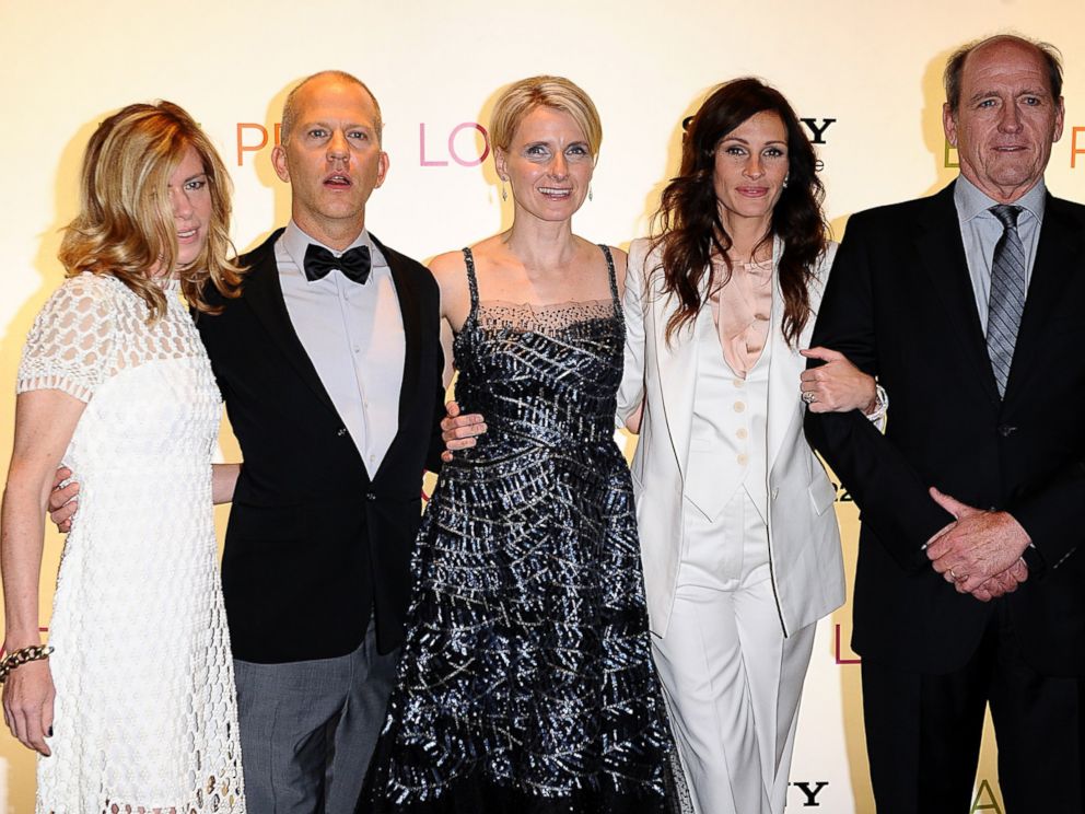 Elizabeth Gilbert di acara peluncuran film Eat Pray Love yang dibintangi oleh Julia Roberts.