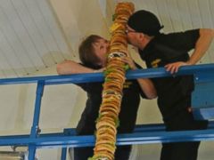 World's Tallest Burger: A Finland Cafe Says This Hamburger Is a Record ...