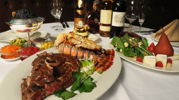 NYC Steakhouse Offering $10,000 NYE Dinner for Two - ABC News