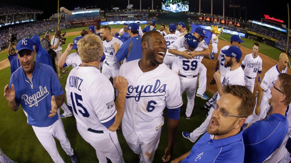 Kansas City Royals Party Like It's 1985 - ABC News