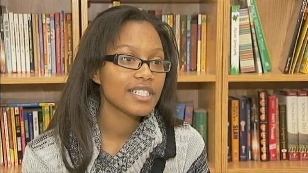 PHOTO: High school senior Chelesa Fearce, 17, has overcome homelessness to become a star student and valedictorian at Charles Drew High School in Clayton County, Ga. 