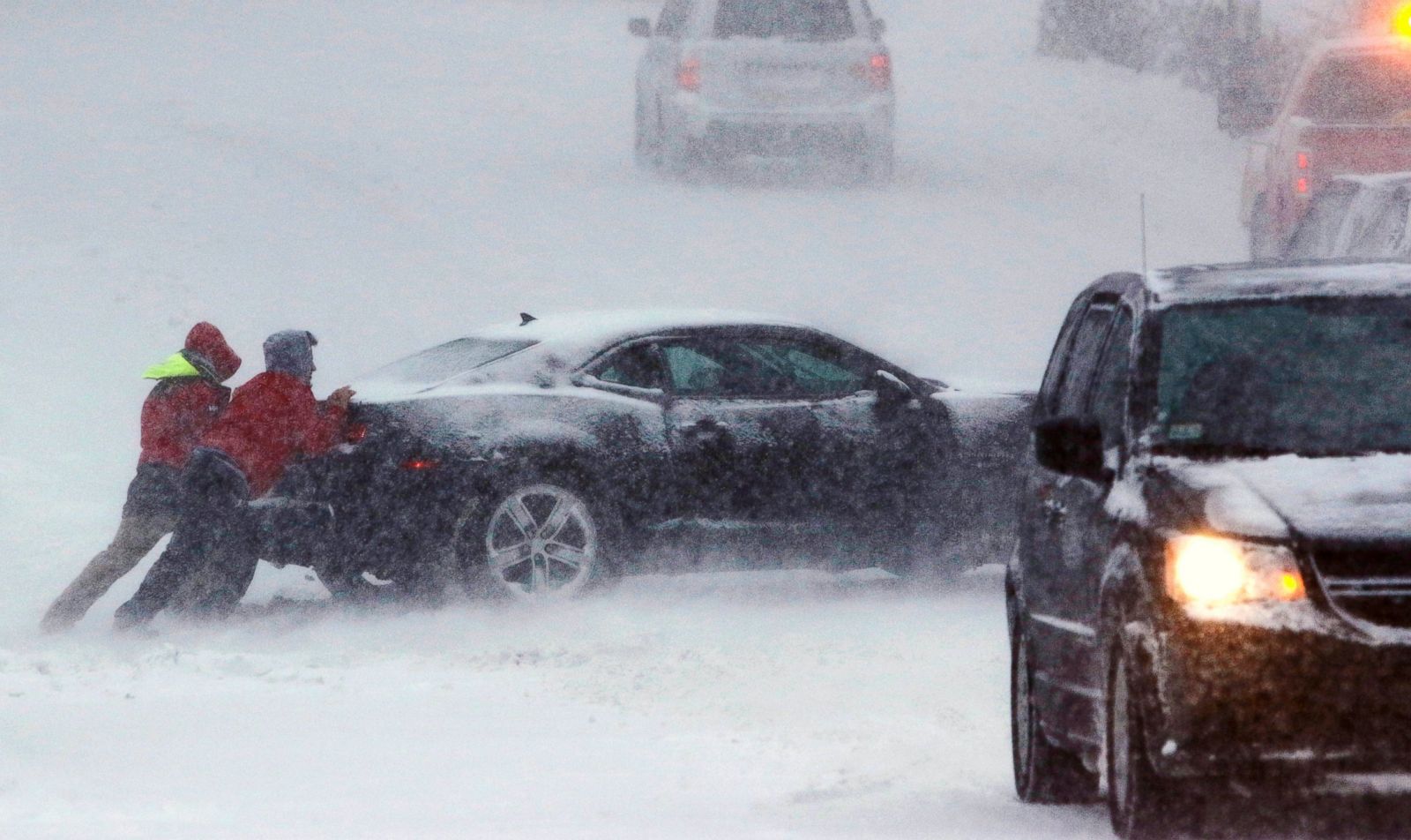 Picture | Northeast pummeled by winter storm - ABC News