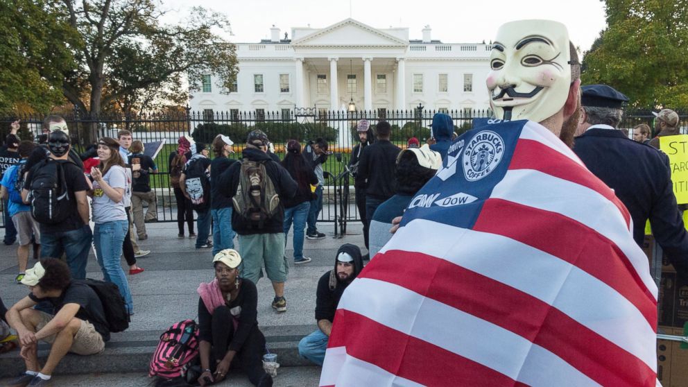 3 Involved With Protest Arrested Near WH, FBI, Trump Hotel