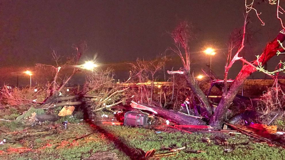 Severe storm leaves nearly 40,000 without power in San Antonio 6abc