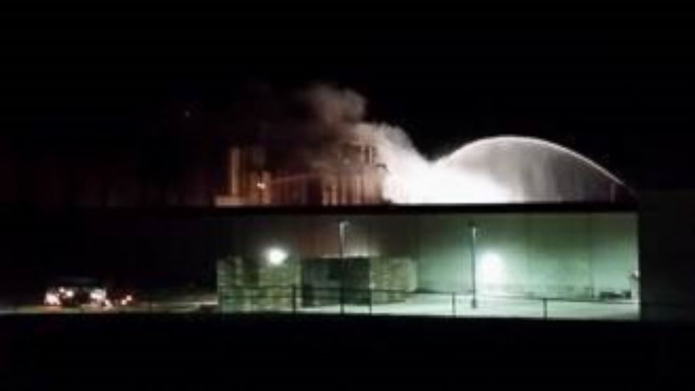 Milling plant explosion kills 2 in Wisconsin