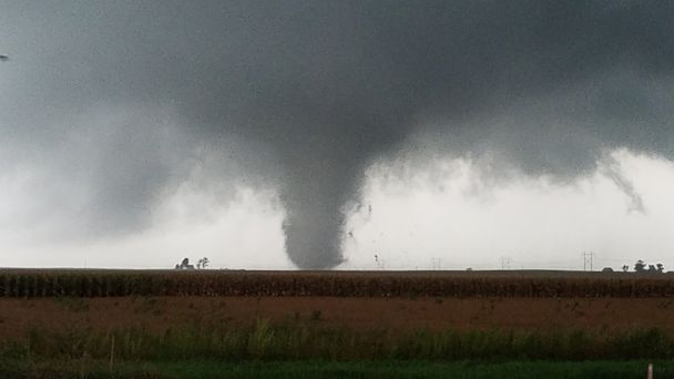 4 Tornadoes Touch Down in Illinois, Homes Destroyed - ABC7 Los Angeles