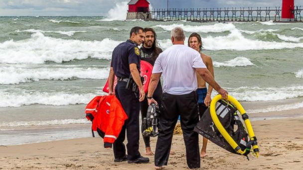 Hero Surfer Helps Rescue Teens from Lake Michigan Rip Current - ABC13 ...