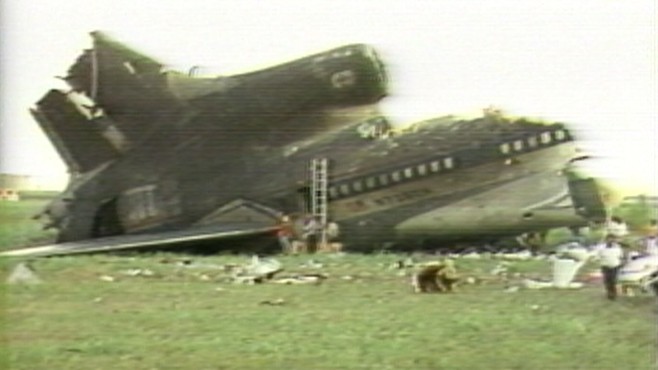 Aug 2, 1985: Delta Flight 191 Crashes Video - ABC News