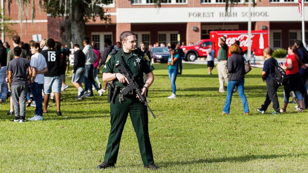 1 student injured in Florida high school shooting; suspect in custo ...