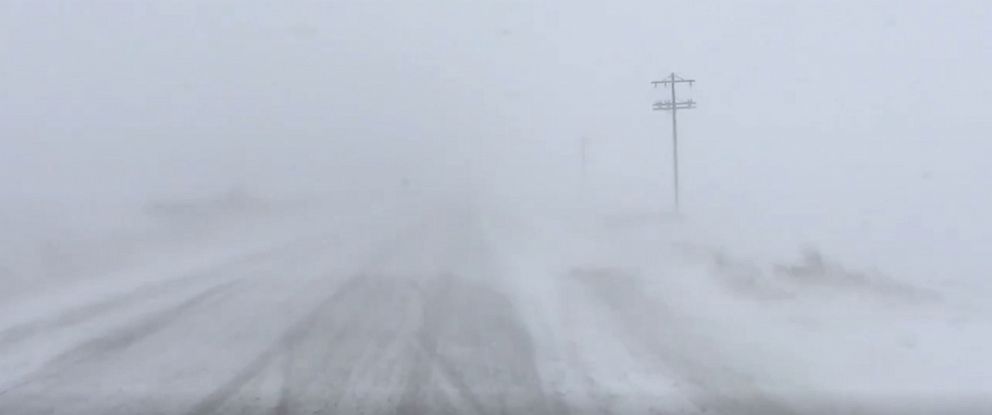 Snow blows through Minnesota in 1st winter storm of the season - ABC News