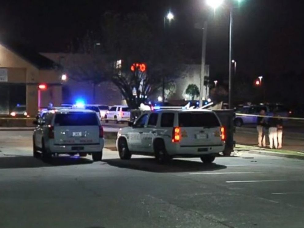 PHOTO: The scene were a sheriffs deputy was fatally shot in East Baton Rouge, Louisiana, on March 18, 2017.