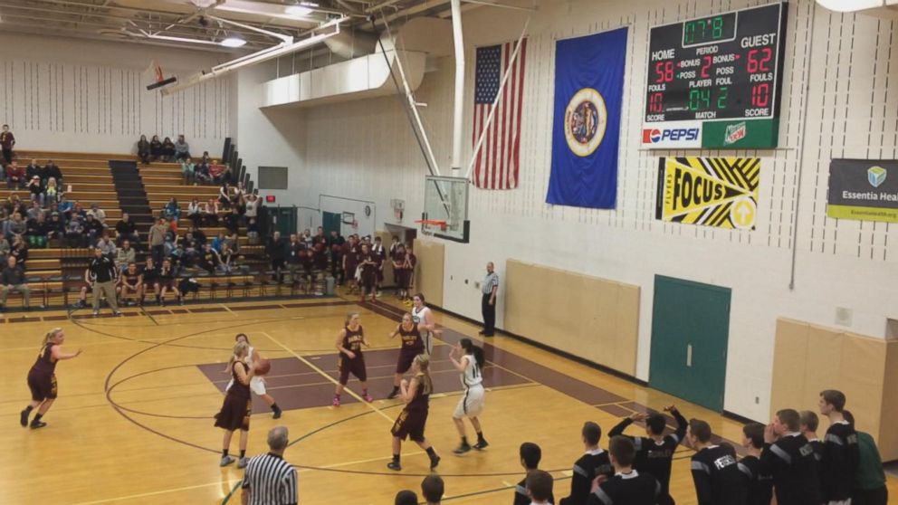 Minnesota High School Basketball Team Breaks 4-Year Losing Streak With ...